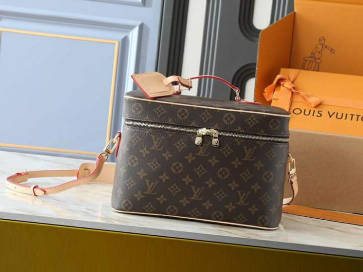Picture of Louis Vuitton Handbags _SKUfw200955637fw